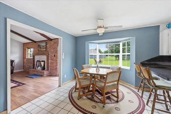 186 Poinsetta, Bridge City, TX 77611