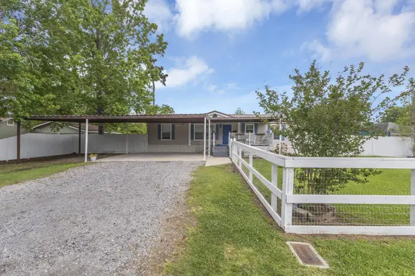 420 W Hartel, Sour Lake, TX 77659