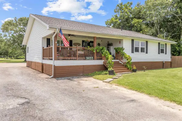 9633 Gilbert RD, Beaumont, TX 77705