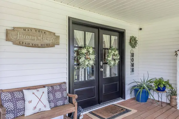 9633 Gilbert RD, Beaumont, TX 77705