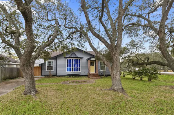 2695 Sandlin, Beaumont, TX 77707