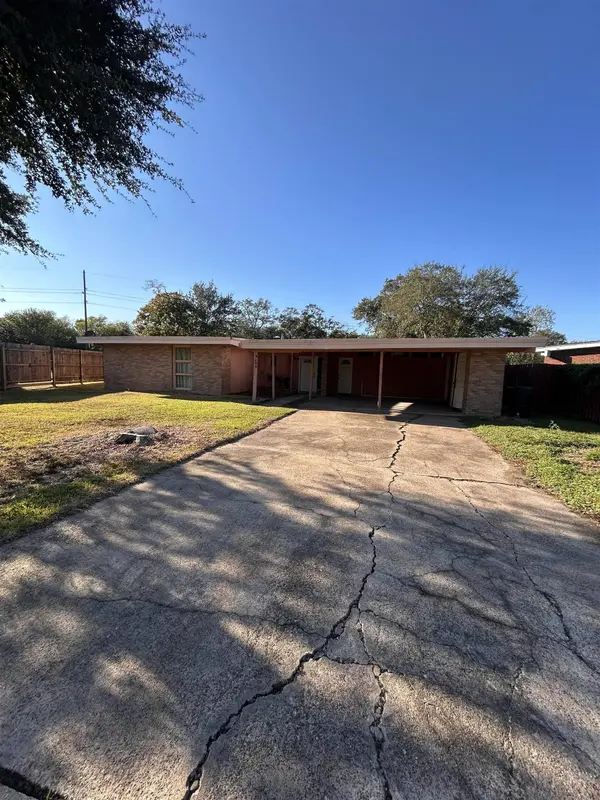 4349 Big Bend Avenue, Port Arthur, TX 77642