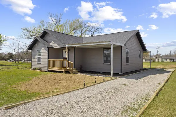 3195 25th St, Port Arthur, TX 77642