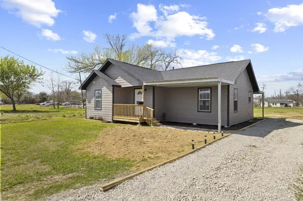 3195 25th St, Port Arthur, TX 77642