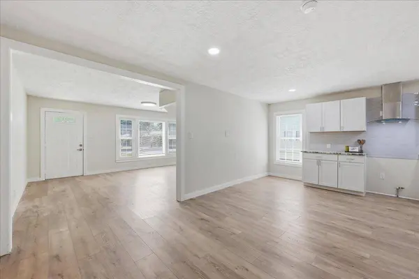 3140 Alamo Ave, Port Arthur, TX 77642