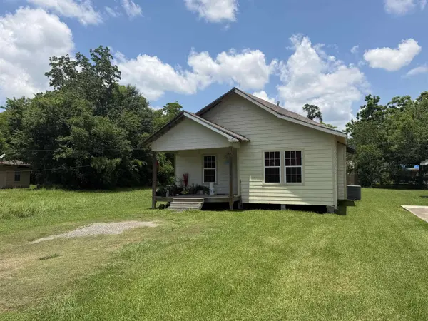3290 Glenwood, Beaumont, TX 77705