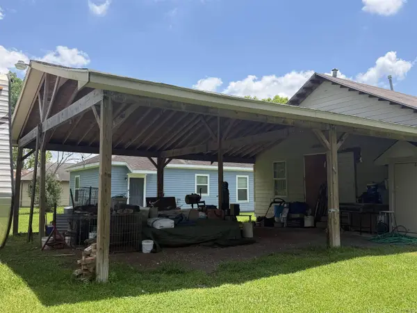 3290 Glenwood, Beaumont, TX 77705