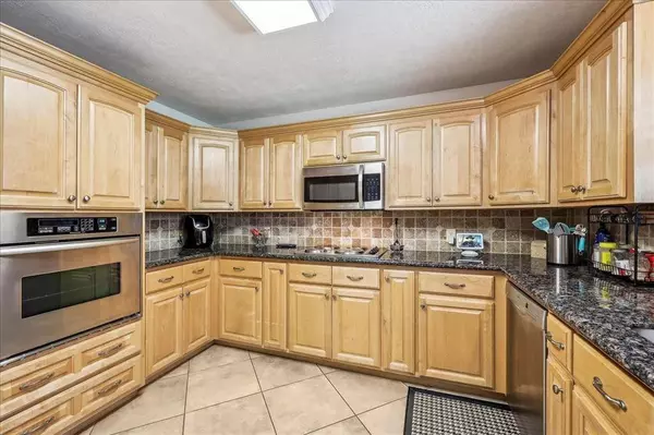 9026 Central DR, Beaumont, TX 77705