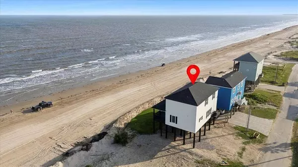 1326 Emerald DR, Port Bolivar, TX 77650