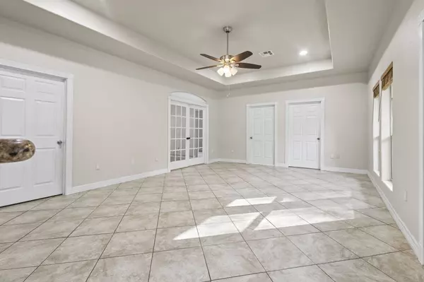 620 Easterwood ST, Vidor, TX 77662