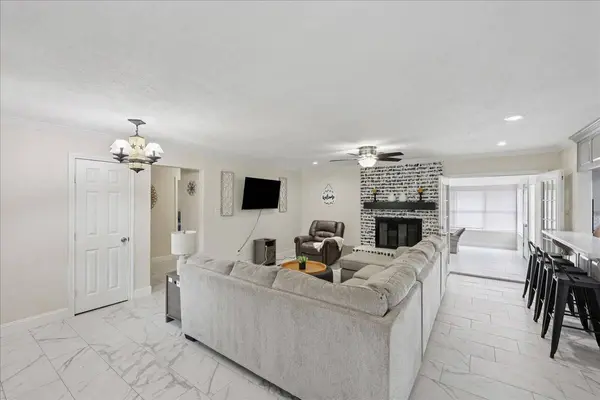 167 Ridgewood ST, Bridge City, TX 77611