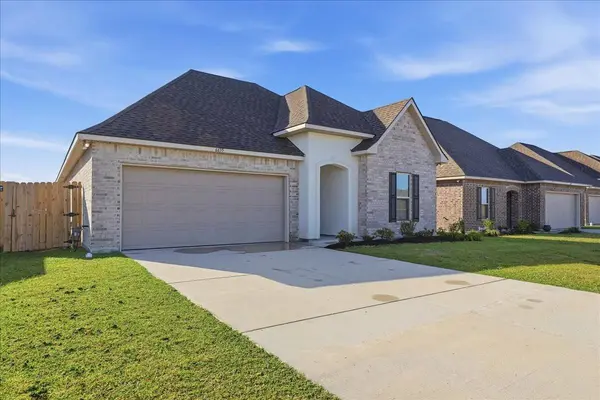 6655 Ashby WAY, Orange, TX 77630