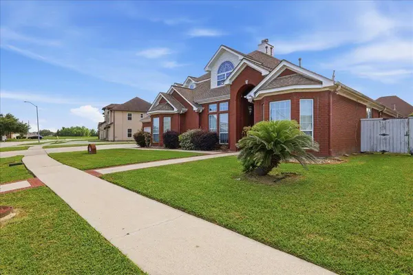 6965 Brazos Ave, Port Arthur, TX 77642