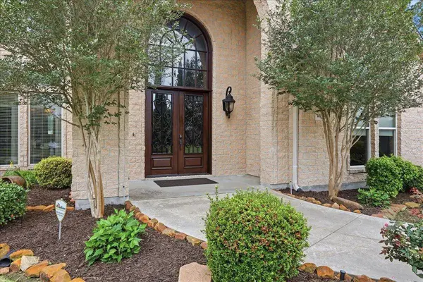 1011 Doornbos Ln, Nederland, TX 77627