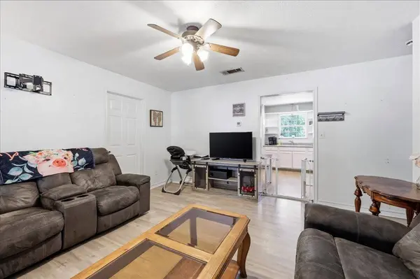 2260 S Timberlane ST, Vidor, TX 77662