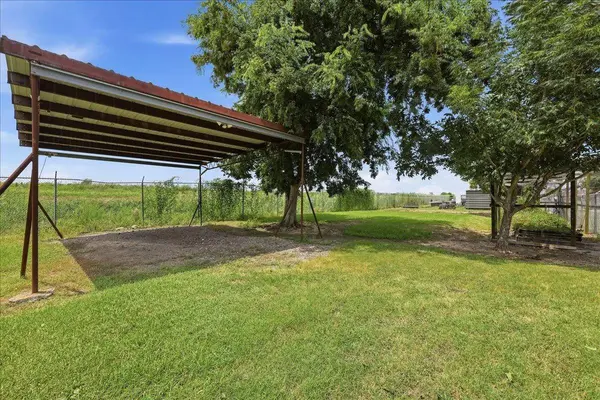 TR 87C & 87D Rainbow Ln, Port Arthur, TX 77642