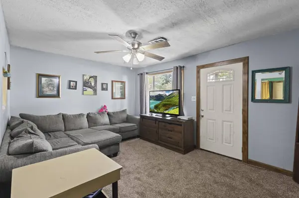 315 N 3rd ST, Nederland, TX 77627