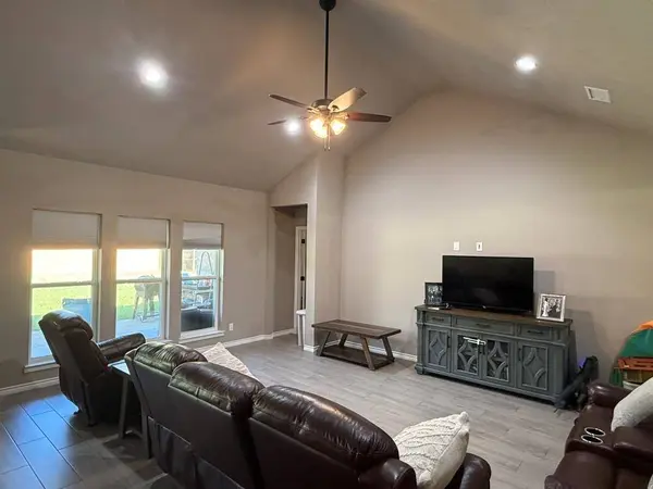 1500 HOLLY TRAILS, Sour Lake, TX 77659