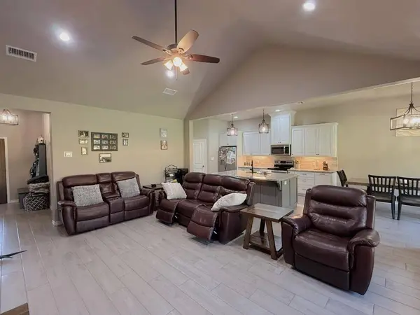1500 HOLLY TRAILS, Sour Lake, TX 77659