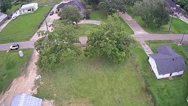 7948 GREEN AVENUE, Nederland, TX 77627