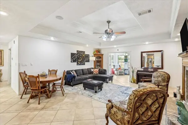 9026 Central DR, Beaumont, TX 77705