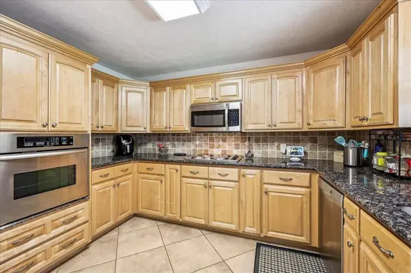 9026 Central DR, Beaumont, TX 77705