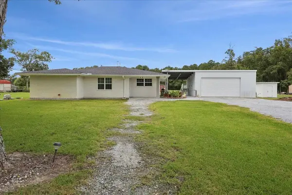 379 Rose LN, Orange, TX 77632