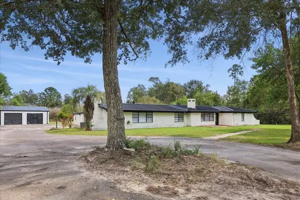 3408 Lawn Oak Dr, Orange, TX 77632