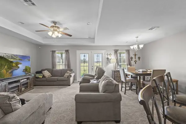 4085 Lake Arthur DR, Port Arthur, TX 77642