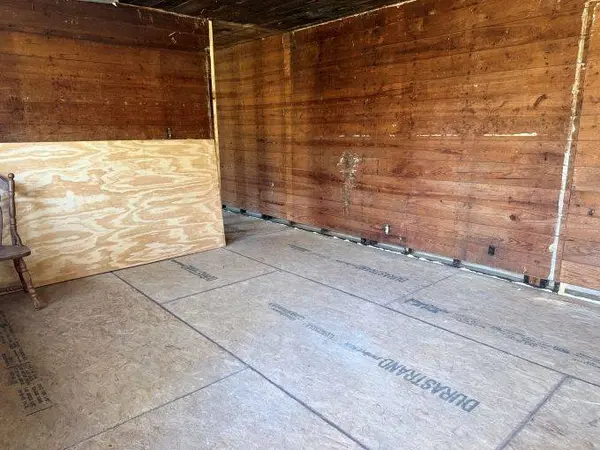 870 W Davis Loop, Vidor, TX 77662