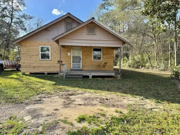 870 W Davis Loop, Vidor, TX 77662
