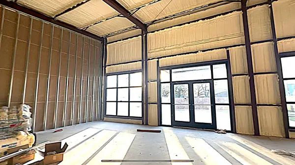 1211 N Twin City #Suite B, Nederland, TX 77627