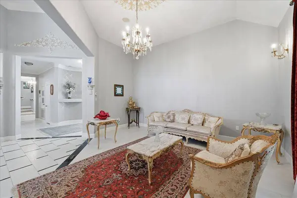 6965 Brazos Ave, Port Arthur, TX 77642