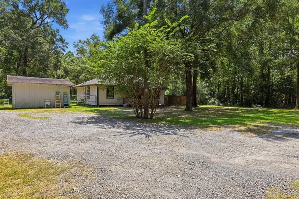 2260 S Timberlane ST, Vidor, TX 77662