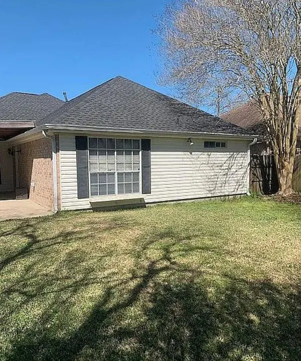 7875 Bluebonnet St, Beaumont, TX 77713