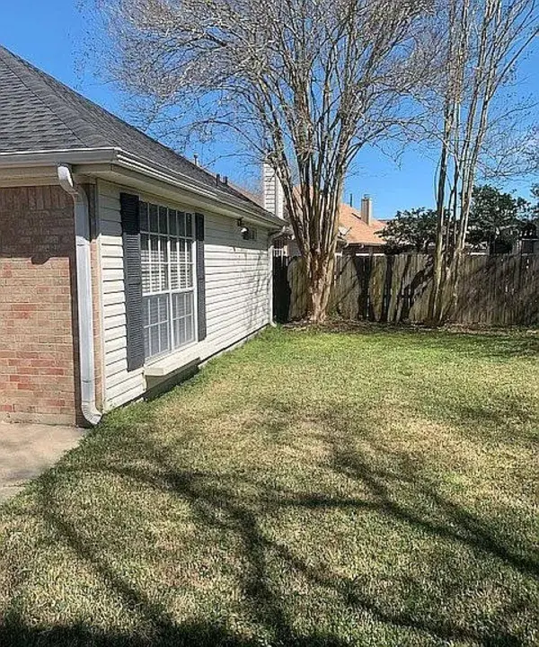 7875 Bluebonnet St, Beaumont, TX 77713