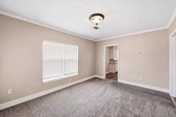 1203 Spurlock, Nederland, TX 77627