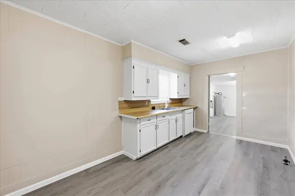 1203 Spurlock, Nederland, TX 77627