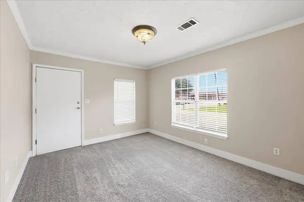 1203 Spurlock, Nederland, TX 77627
