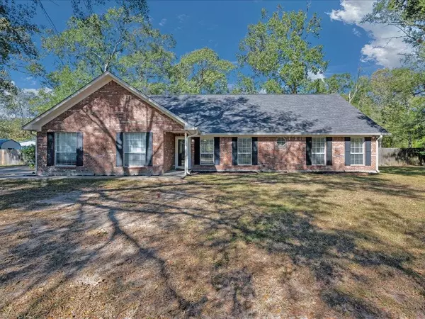378 White Dove DR, Lufkin, TX 75901