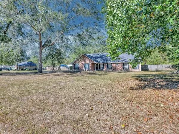 378 White Dove DR, Lufkin, TX 75901