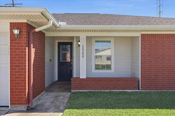 1508 N 12th, Nederland, TX 77627