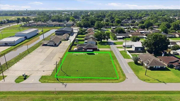 TBD N 12TH, Nederland, TX 77627
