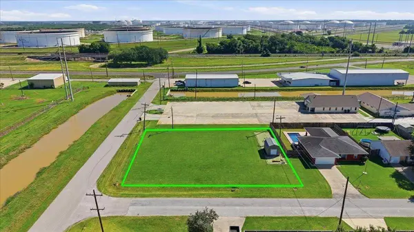 TBD N 12TH, Nederland, TX 77627