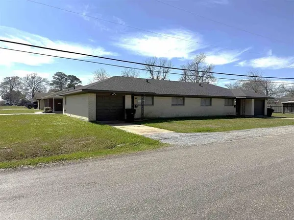 224 S 35th, Nederland, TX 77627