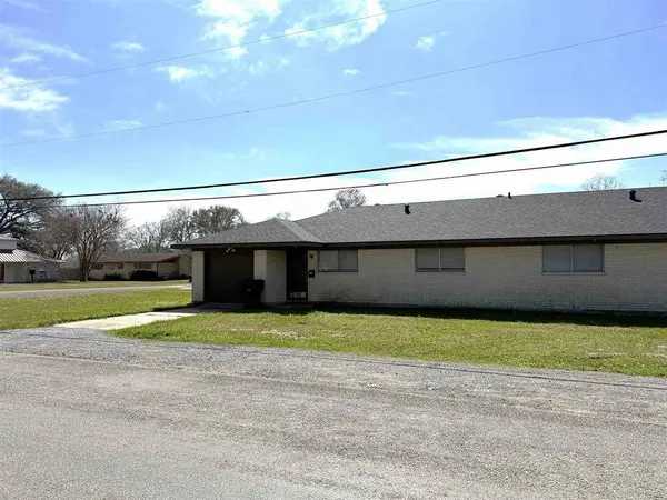 224 S 35th, Nederland, TX 77627