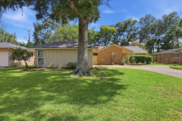 6355 FRIAR TUCK LANE, Beaumont, TX 77707