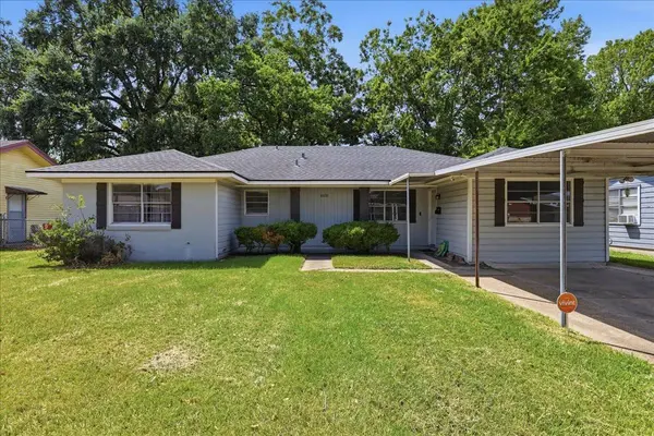 4935 Bruce DR