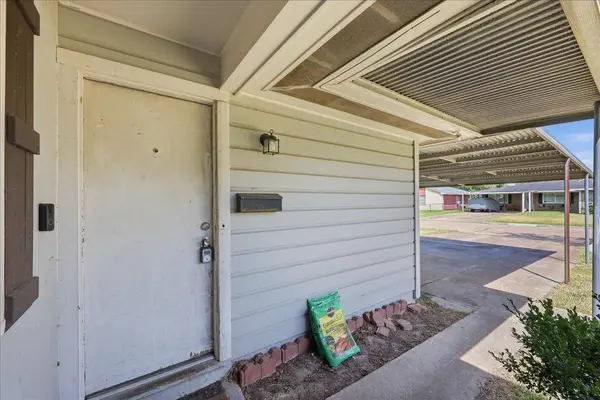 4935 BRUCE DR, Beaumont, TX 77708