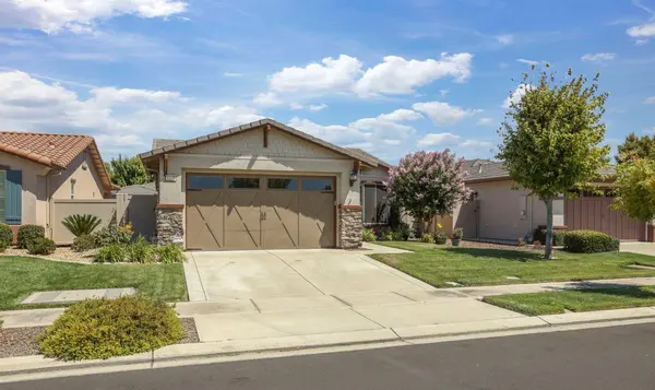 1527 Maple Valley ST, Manteca, CA 95336